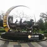 铸铜鹿群雕塑
